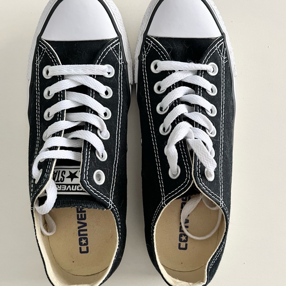 Converse Chuck Taylor All Star size 7